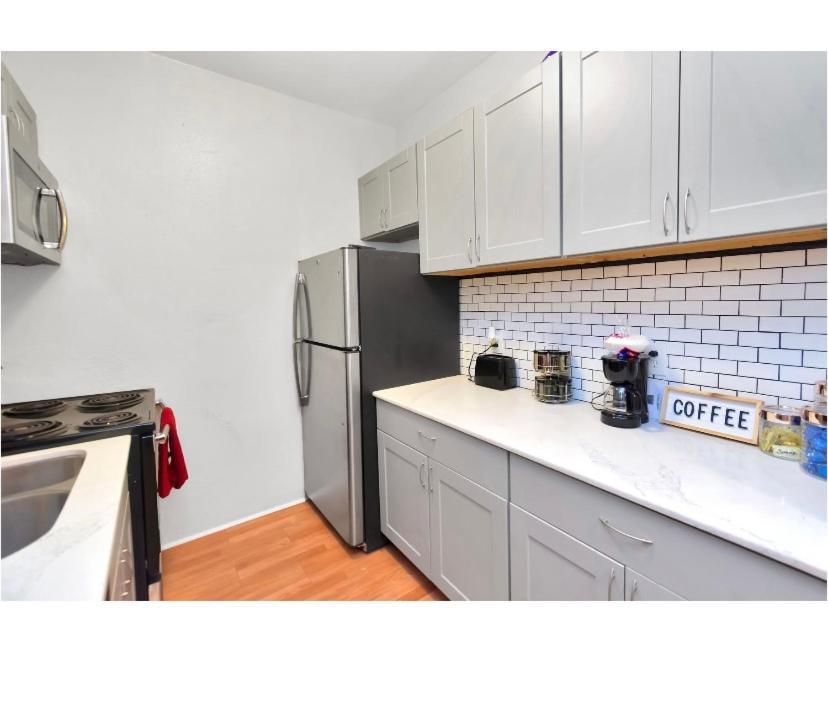 Cozy Downtown Studio By Toyota Center Houston Exterior photo