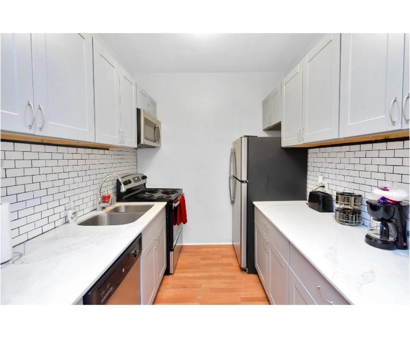 Cozy Downtown Studio By Toyota Center Houston Exterior photo